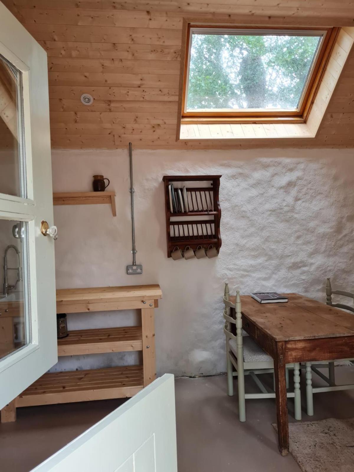 Cosy Couples Retreat At The Coop With Hot Tub Villa Kilkeel Exterior photo