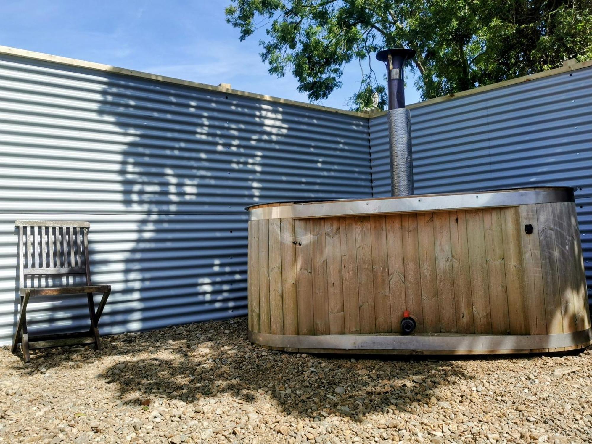 Cosy Couples Retreat At The Coop With Hot Tub Villa Kilkeel Exterior photo